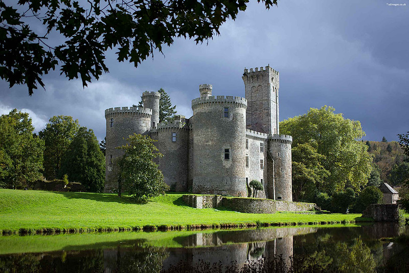Chateau de Montbrun